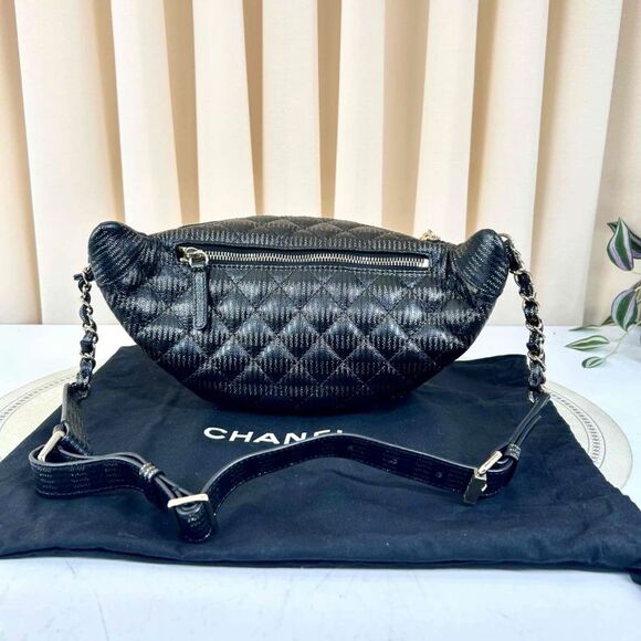 Chanel Women Pre-Loved Bag Very Good Condition - Picture 2 of 4